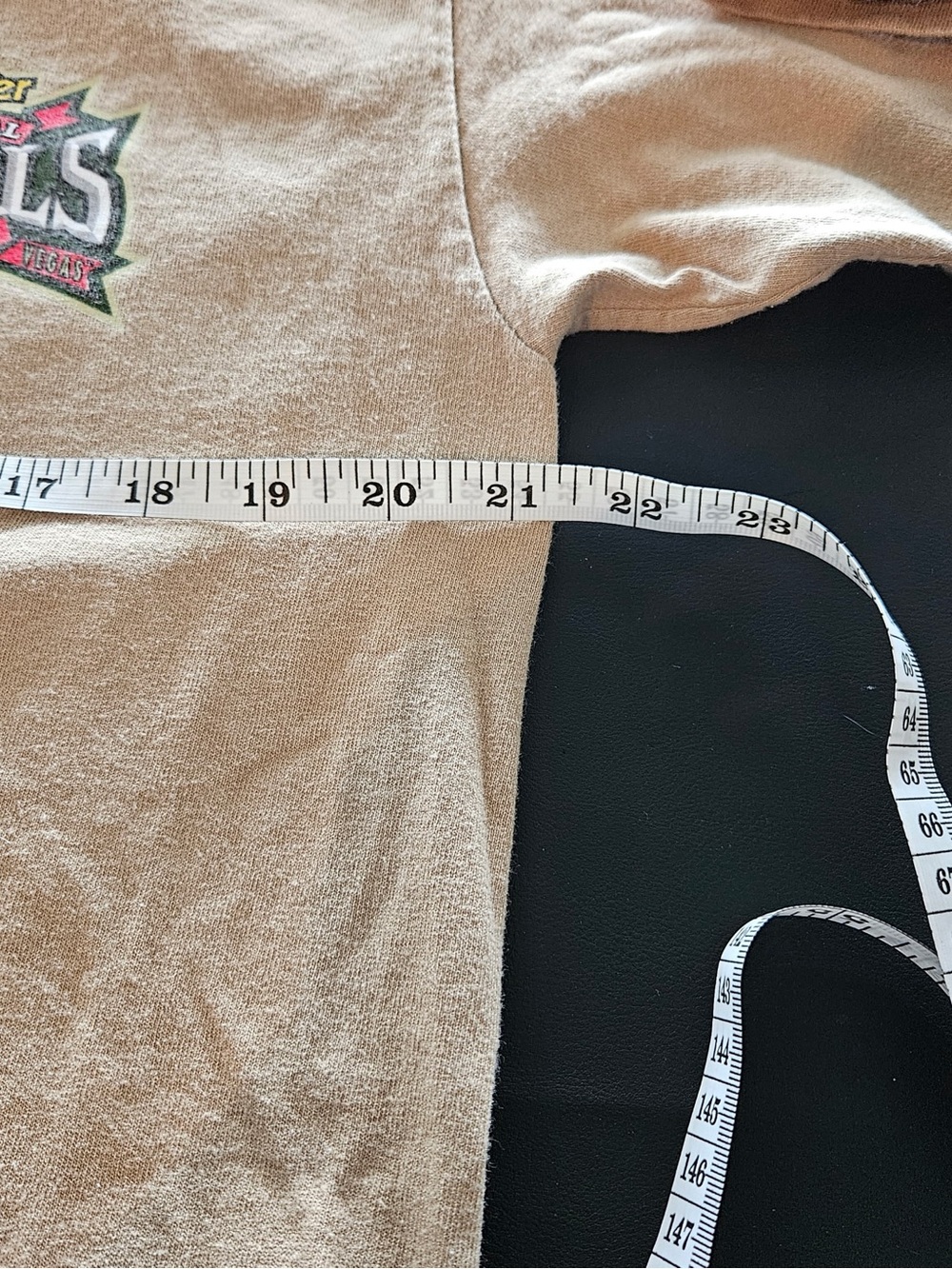 Vintage Gildan Wrangler NFT Tan Short-Sleeve Graphic Logo Tee - Picture 5 of 6
